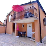 Apartament Alex 2 Kat By Interhome Umag