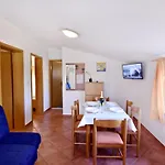 Alex 2 Kat By Interhome Umag
