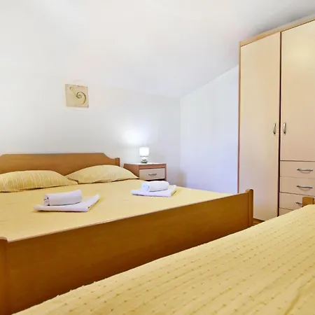 Alex 2 Kat By Interhome * Umag