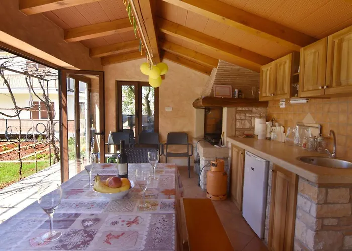 Alex 2 Kat By Interhome Umag